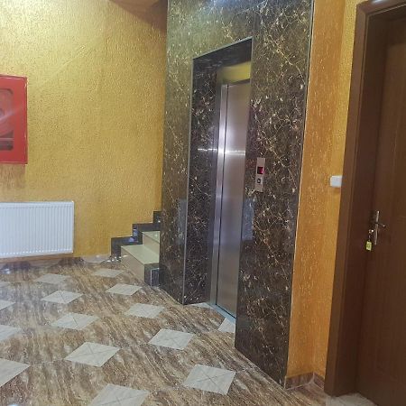 Hotel Lu-Ma Тбилиси Екстериор снимка