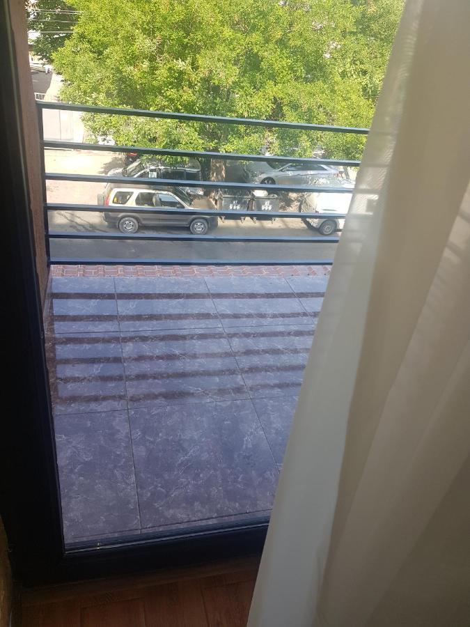 Hotel Lu-Ma Тбилиси Екстериор снимка